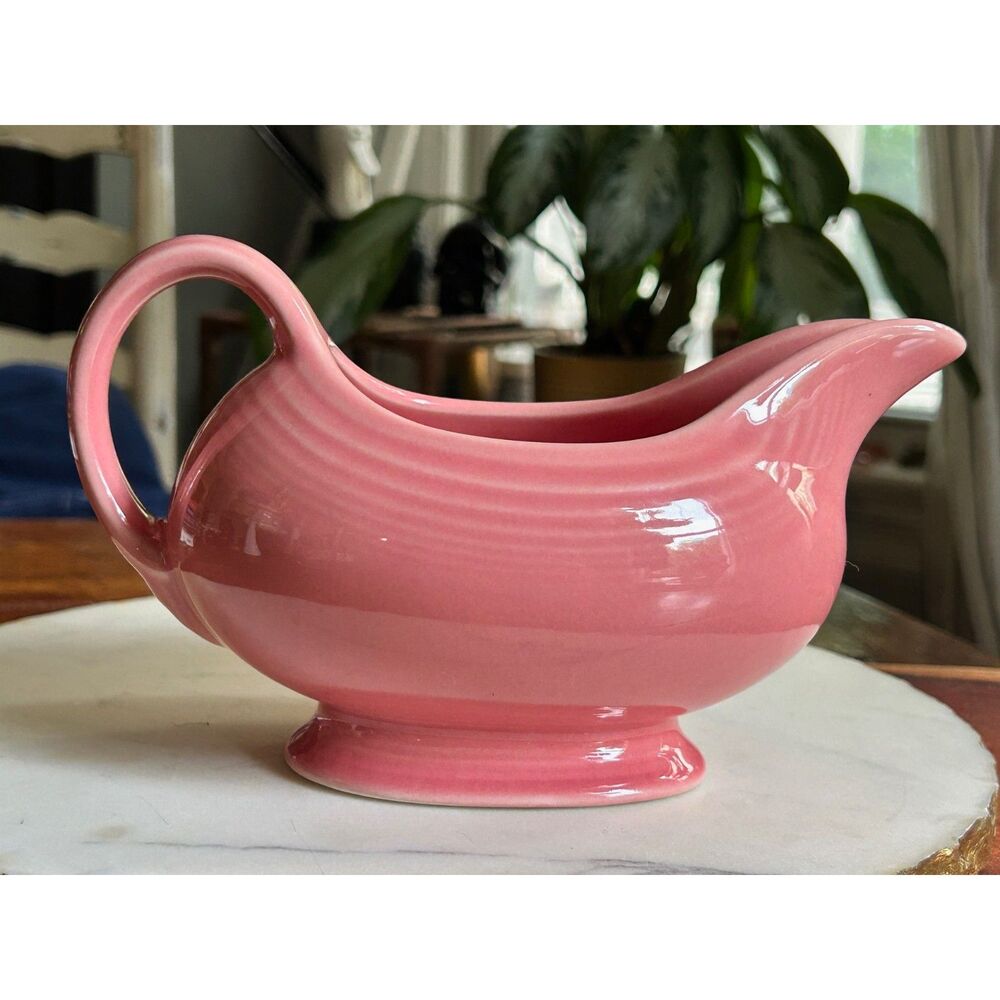 Fiesta Rose Pink Gravy Boat Homer Laughlin USA Ceramic Post-86 Sauce Boat
